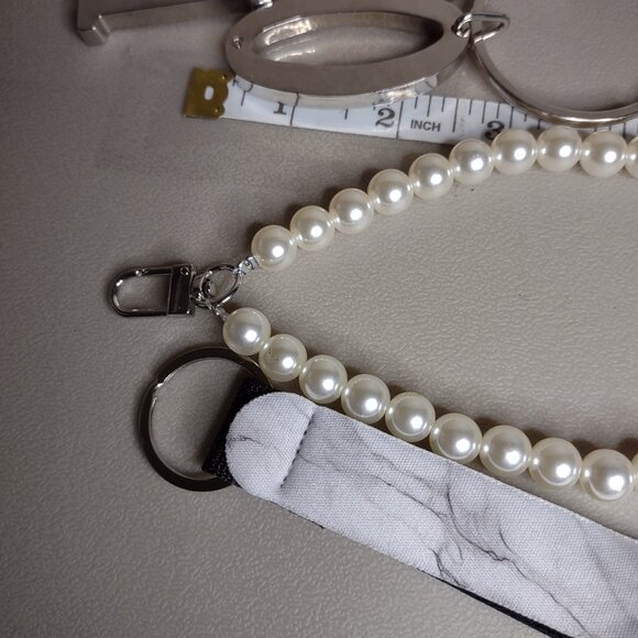 Lot Of 6 Nice Keychains - Picture 6 of 6